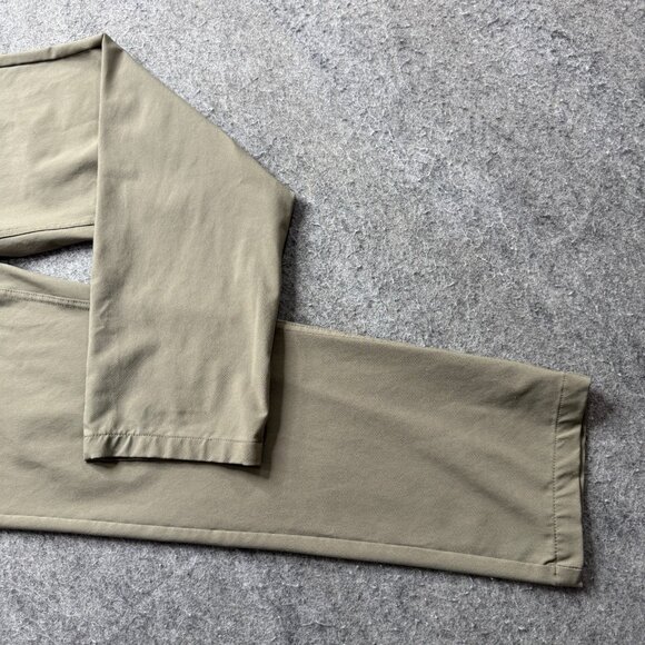 Free Fly Apparel Latitude Pants Men 30 x 30 Beige Performance Stretch Golf DWR - Picture 2 of 16
